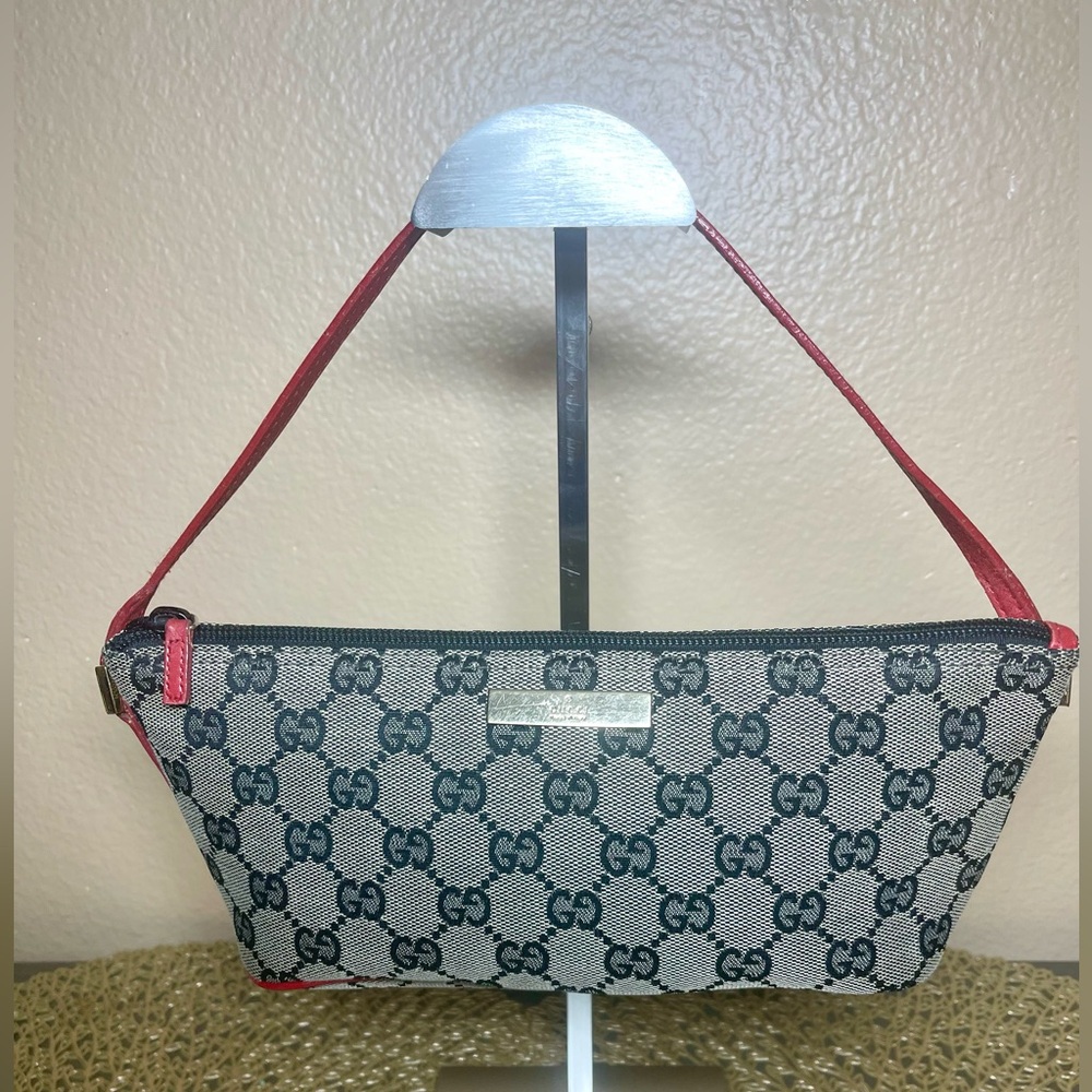 GUCCI Boat Pochette GG Canvas Small